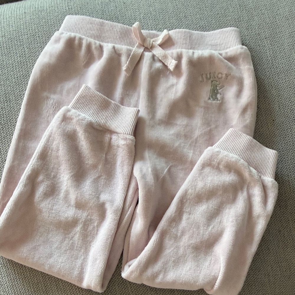 NWOT Juicy Couture Light Pink Velour Jogger Pants for Kids